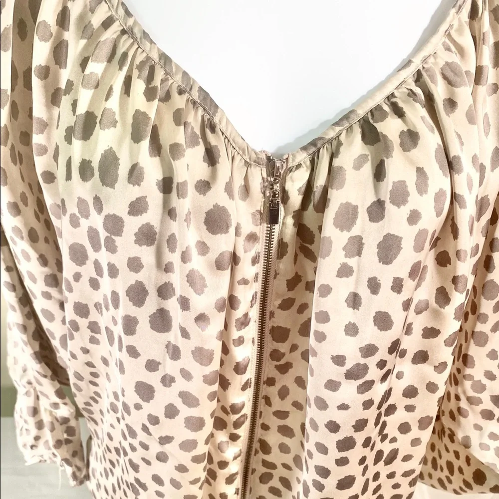 Ladies cecico brown animal print blouse size M